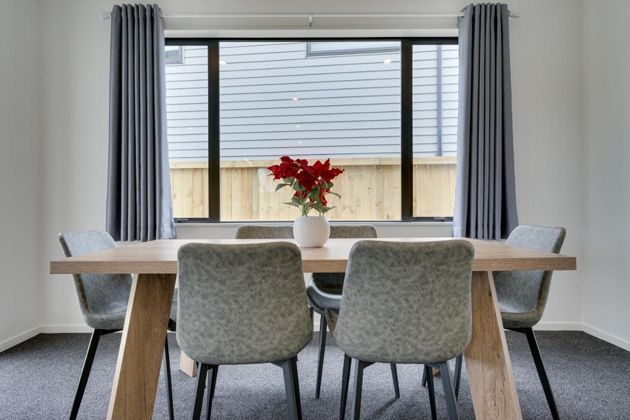 Fabulous River View - Brand New House In המילטון מראה חיצוני תמונה